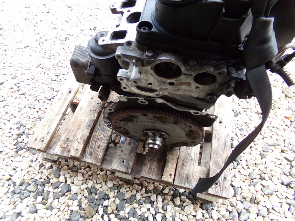 Motor Audi C7 A4 B8 CGLC 2.0 TDI 177PS 130kW 141TKm Diesel Engine Unkomplett