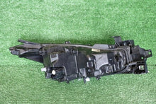 Laden Sie das Bild in den Galerie-Viewer, Frontscheinwerfer Mazda 3 9281253700 Full LED Links Scheinwerfer Headlight SCH3454394144ds