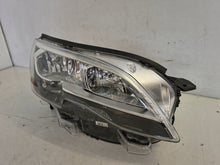 Laden Sie das Bild in den Galerie-Viewer, Frontscheinwerfer Peugeot Expert Traveller 9808572580 OE9808572580 Rechts SCH7228121562sp