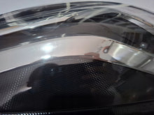 Laden Sie das Bild in den Galerie-Viewer, Frontscheinwerfer Ford Fiesta L1BB-13E015-GC L1BB13E015GC LED Links Headlight SCH2469626248rg