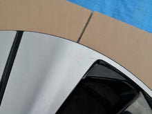 Laden Sie das Bild in den Galerie-Viewer, 1x Alufelge 18 Zoll 7.5&quot; 5x108 50 5ET Glanz Schwarz 31680403 Volvo Xc40