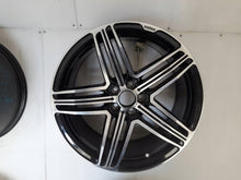 Load image into Gallery viewer, 1x Alufelge 18 Zoll 8.0" 5x100 35ET Glanz Schwarz MAM118018431 Rim Wheel FEL8699436276bl