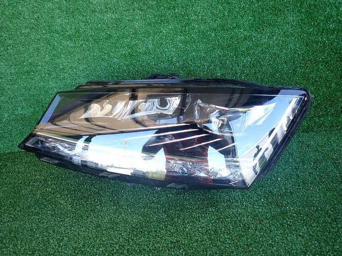 Frontscheinwerfer Skoda Fabia III 6V1941015 Links Scheinwerfer Headlight