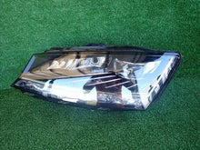 Load image into Gallery viewer, Frontscheinwerfer Skoda Fabia III 6V1941015 Links Scheinwerfer Headlight