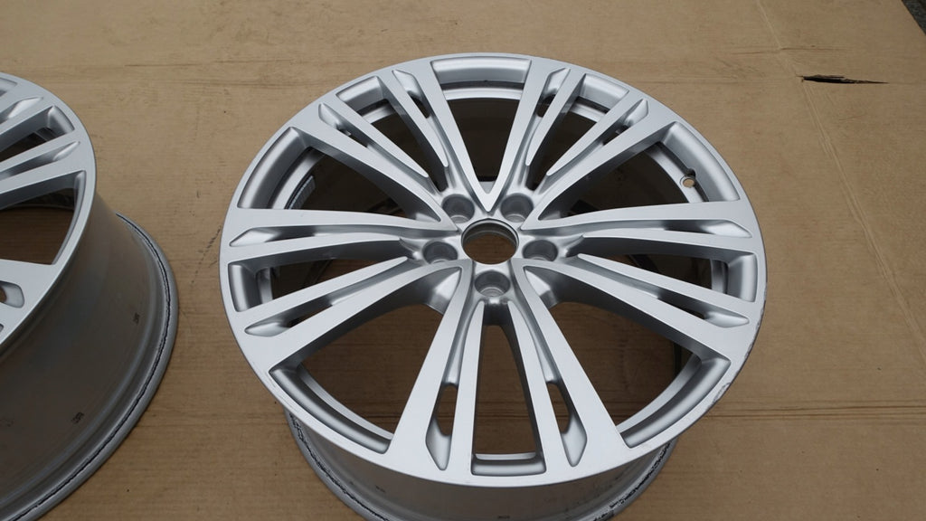 1x Alufelge 20 Zoll 9.0" 5x112 40ET Glanz Silber 4N0601025 Audi A8 Rim Wheel FEL6146550074is