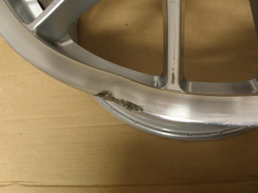 1x Alufelge 20 Zoll 9.5" 5x130 65ET Silber 97036217808 Porsche Panamera