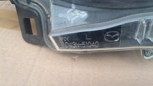 Laden Sie das Bild in den Galerie-Viewer, Frontscheinwerfer Mazda II D43N-51040 Links Scheinwerfer Headlight