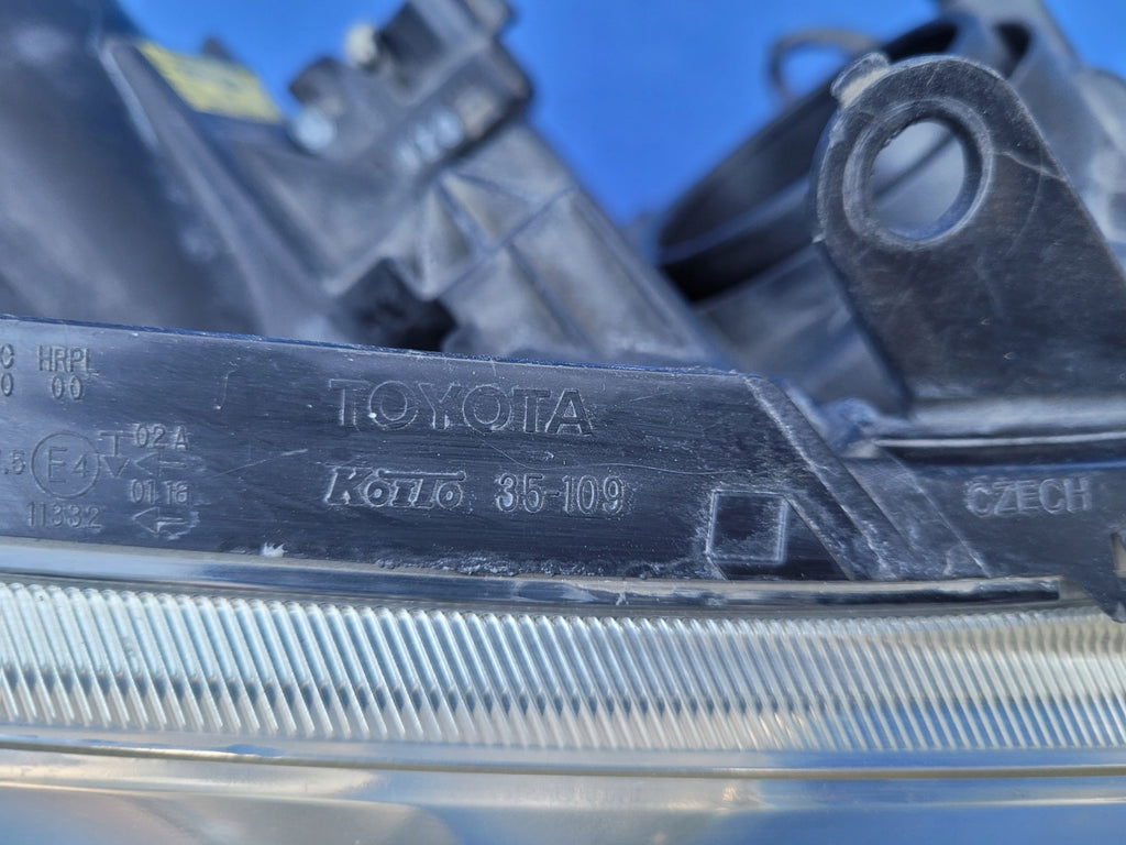 Frontscheinwerfer Toyota Avensis 980444-35 Xenon Rechts Scheinwerfer Headlight SCH2026608150po