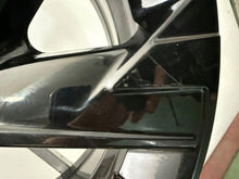 Laden Sie das Bild in den Galerie-Viewer, 1x Alufelge 16 Zoll 6.5" 4x108 38ET Glanz Schwarz 9847228980 Opel Corsa F FEL6380432509fz