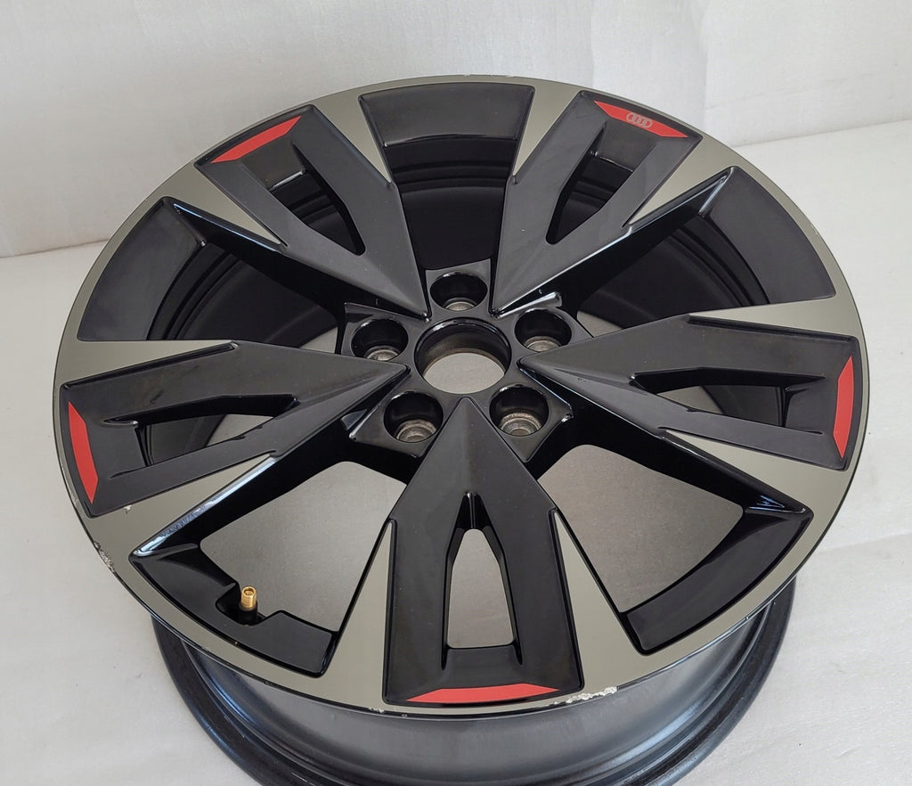 1x Alufelge 18 Zoll 8.0" 5x112 46ET 8Y0071498 Audi A3 Rim Wheel