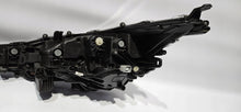 Laden Sie das Bild in den Galerie-Viewer, Frontscheinwerfer Toyota Corolla 81150-02S60 Full LED Rechts Headlight SCH4053895259jc