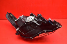 Laden Sie das Bild in den Galerie-Viewer, Frontscheinwerfer Toyota Avensis Links Scheinwerfer Headlight SCH9445113438gi