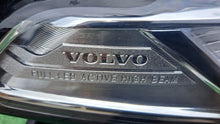 Laden Sie das Bild in den Galerie-Viewer, Frontscheinwerfer Volvo Xc90 32404716 Rechts Scheinwerfer Headlight