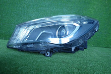 Laden Sie das Bild in den Galerie-Viewer, Frontscheinwerfer Mercedes-Benz Cla A1179065100 Xenon Links Headlight SCH4808374534zl