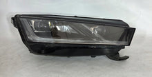 Laden Sie das Bild in den Galerie-Viewer, Frontscheinwerfer Skoda Octavia IV 5E4941016A LED Rechts Scheinwerfer Headlight SCH5781401759se