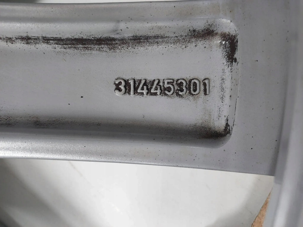 1x Alufelge 18 Zoll 8.0" 5x108 42ET 31445301 Volvo Xc60 Ii Rim Wheel