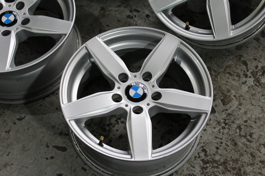 4x Alufelge 16 Zoll 7.0" 5x120 31ET KBA49257 BMW 3 F30 E90 Rim Wheel FEL5121049098vw