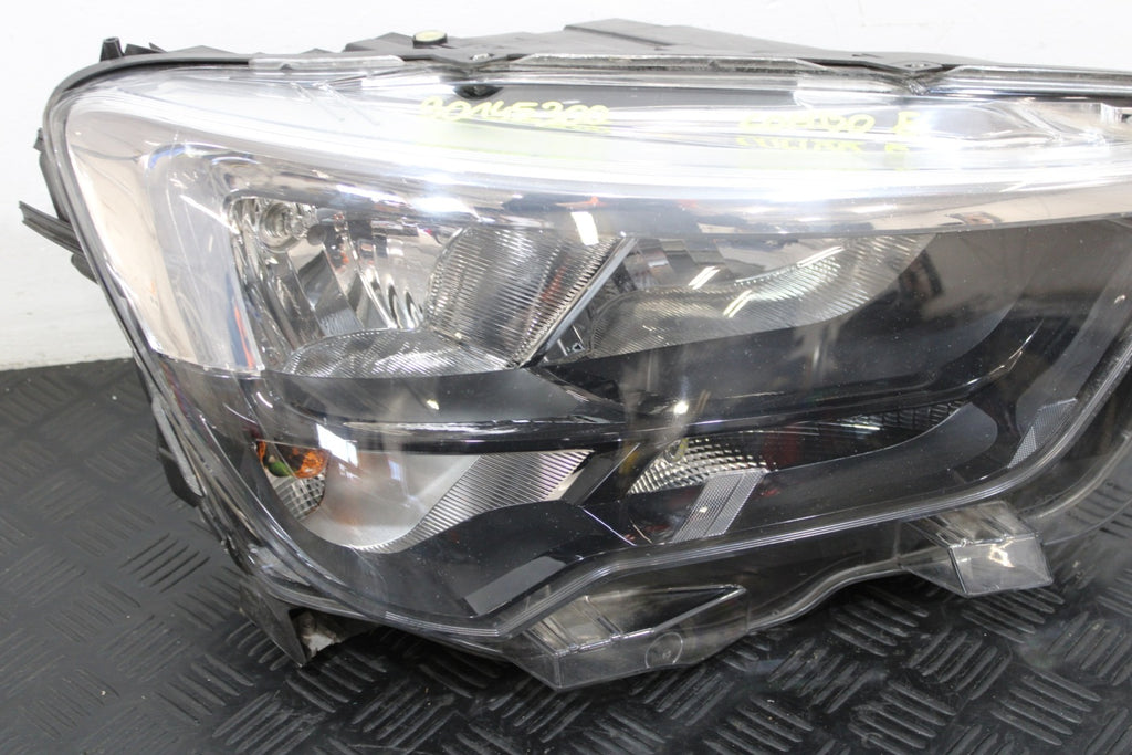 Frontscheinwerfer Opel E Combo 9816825480 Rechts Scheinwerfer Headlight SCH8406506980ih