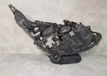 Laden Sie das Bild in den Galerie-Viewer, Frontscheinwerfer Peugeot 208 I 981005780 LED Links Scheinwerfer Headlight SCH5520131130xs