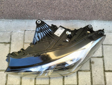 Laden Sie das Bild in den Galerie-Viewer, Frontscheinwerfer BMW 2 Active Tourer U06 5A42247-05 Full LED Links Headlight