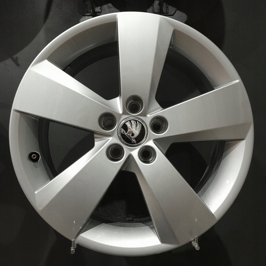 1x Alufelge 16 Zoll 6.0" 5x112 35ET Glanz 657601025J Skoda Rim Wheel FEL3324546142av