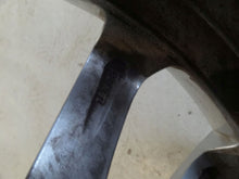 Laden Sie das Bild in den Galerie-Viewer, 1x Alufelge 17 Zoll 7.0" 5x112 49ET Glanz Silber 5G0601025BF VW Rim Wheel FEL1638693552ke