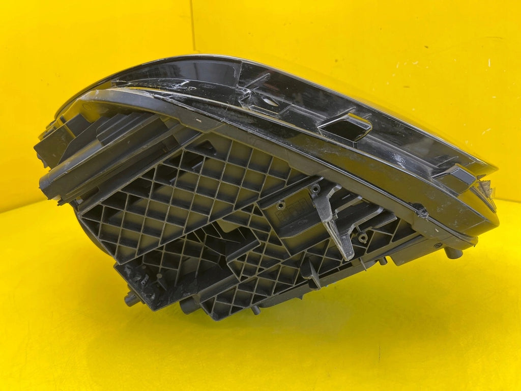 Frontscheinwerfer Mercedes-Benz W247 A2479060605 LED Rechts Headlight SCH7357247655qe