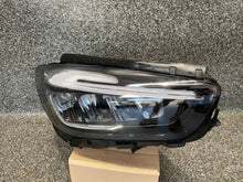Laden Sie das Bild in den Galerie-Viewer, Frontscheinwerfer Mercedes-Benz W247 A2479065207 LED Rechts Headlight SCH2854246057be
