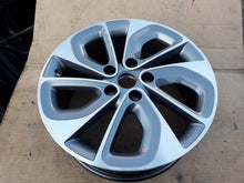 Load image into Gallery viewer, 1x Alufelge 17 Zoll 7.0" 5x114.3 47ET Renault Rim Wheel FEL5710236062db