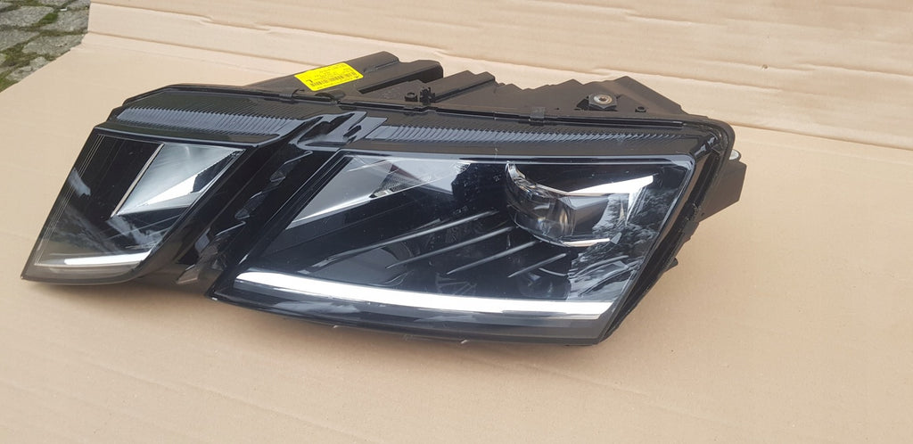 Frontscheinwerfer Skoda Octavia III 5E1941015D Full LED Links Headlight SCH4310679596dy