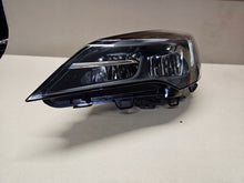 Laden Sie das Bild in den Galerie-Viewer, Frontscheinwerfer Opel Astra 39195688 LED Links Scheinwerfer Headlight