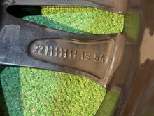 Laden Sie das Bild in den Galerie-Viewer, 1x Alufelge 17 Zoll 7.5" 5x112 54ET 6856087 BMW 1 F40 Rim Wheel FEL1608245001zn