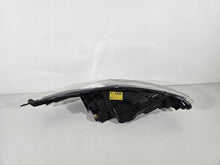 Laden Sie das Bild in den Galerie-Viewer, Frontscheinwerfer Ford Fiesta I VII 130720261302 Links Scheinwerfer Headlight SCH9804432459fe