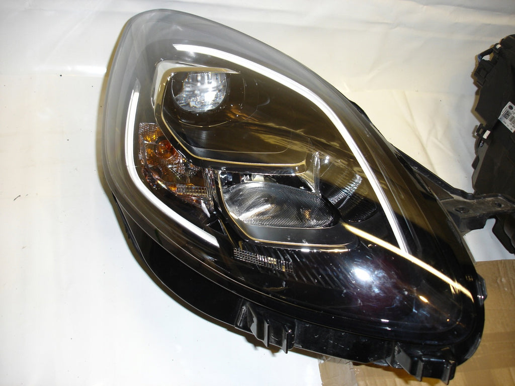 Frontscheinwerfer Ford Puma LED Rechts Scheinwerfer Headlight