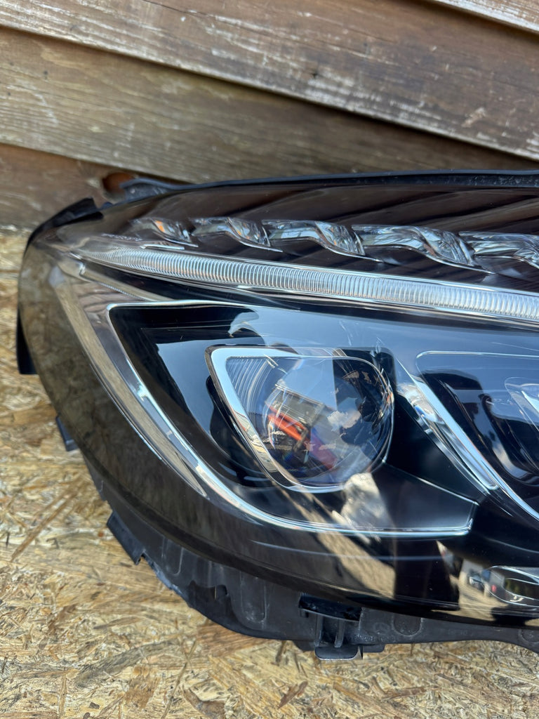 Frontscheinwerfer Mercedes-Benz W205 A2059068801 LED Rechts Headlight SCH9975708075vg