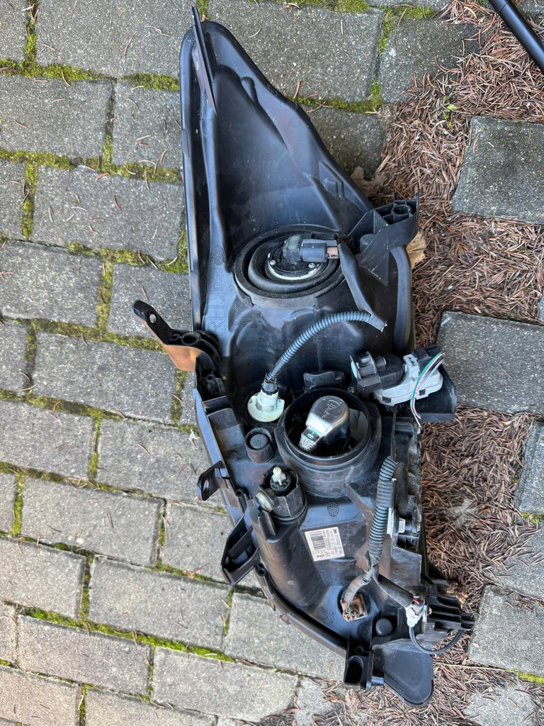 Frontscheinwerfer Toyota Auris Xenon Rechts Scheinwerfer Headlight SCH7519919686sp