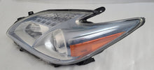 Laden Sie das Bild in den Galerie-Viewer, Frontscheinwerfer Toyota Prius Links Scheinwerfer Headlight SCH3976778810xf