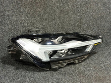 Load image into Gallery viewer, Frontscheinwerfer Volvo Xc60 II 32404706 Full LED Rechts Scheinwerfer Headlight SCH3924233370ar