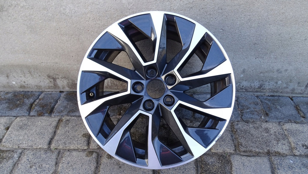 1x Alufelge 16 Zoll 7.0" 5x100 46ET Glanz Silber 6V0601025 Skoda Fabia Iii FEL1028781262lu