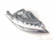 Laden Sie das Bild in den Galerie-Viewer, Frontscheinwerfer Audi Q7 4L0941004AC 8K0941597B Rechts Scheinwerfer Headlight SCH1987471601bg