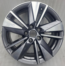 Load image into Gallery viewer, 1x Alufelge 17 Zoll 7.0&quot; 5x112 45ET 57A601025AA Skoda Kodiaq Rim Wheel