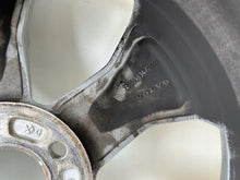 Laden Sie das Bild in den Galerie-Viewer, 1x Alufelge 18 Zoll 7.5&quot; 5x108 31471553 Volvo Xc40 Rim Wheel