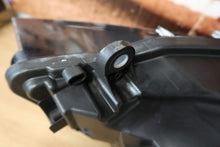 Load image into Gallery viewer, Frontscheinwerfer VW Touareg 7P1941033A Xenon Links Scheinwerfer Headlight