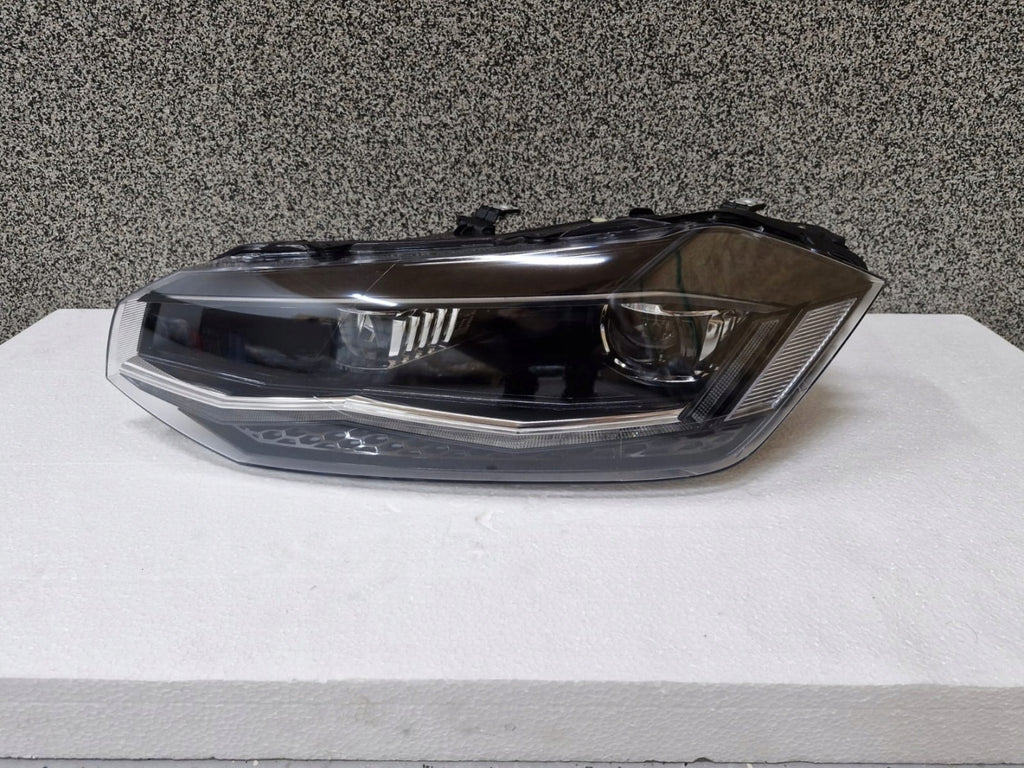 Frontscheinwerfer VW Polo 2G1941035F Links Scheinwerfer Headlight SCH8455305798sw