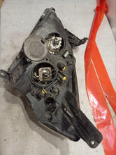 Laden Sie das Bild in den Galerie-Viewer, Frontscheinwerfer Opel Signum Vectra C 1EL008321 Links Scheinwerfer Headlight SCH8565002262ka