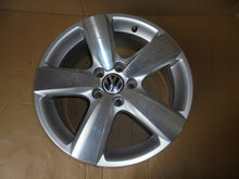 Laden Sie das Bild in den Galerie-Viewer, 4x Alufelge 17 Zoll 7.0" 5x112 43ET Glanz Grau 5N0601025C VW Tiguan Rim Wheel FEL6397263998dh