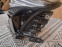 Laden Sie das Bild in den Galerie-Viewer, Frontscheinwerfer Mazda Cx-30 DGJ1-51040 Links Scheinwerfer Headlight SCH2007998122co
