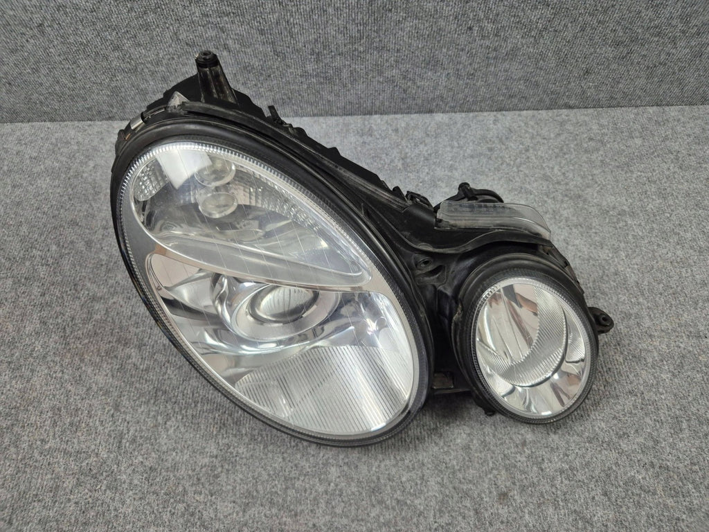 Frontscheinwerfer Mercedes-Benz W211 16156400 2118200461 Xenon Rechts Headlight SCH3835720362hu