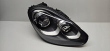 Load image into Gallery viewer, Frontscheinwerfer Porsche Cayenne 7P1941752F Xenon Rechts Scheinwerfer Headlight SCH6851673675zt