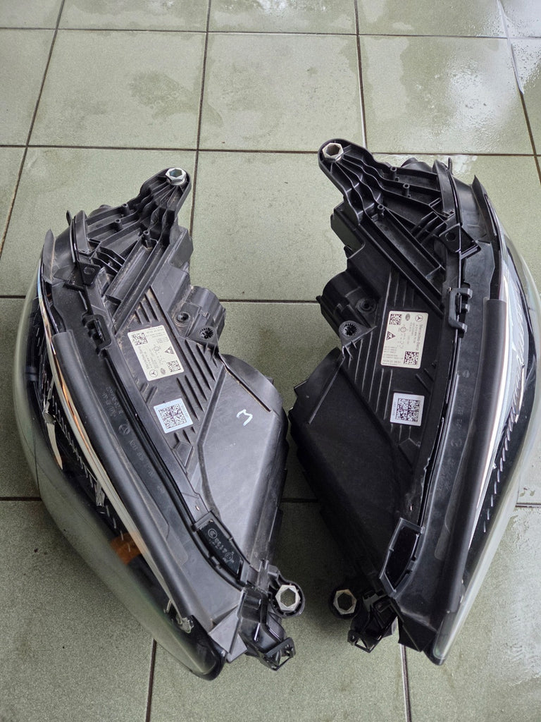 Frontscheinwerfer Mercedes-Benz W213 2139067509 2139067609 LED Ein Satz SCH4295608130jb